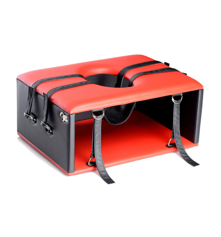 Queening Chair