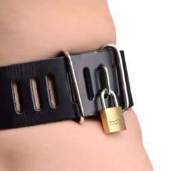 Stirct Leather Female Chastity Belt