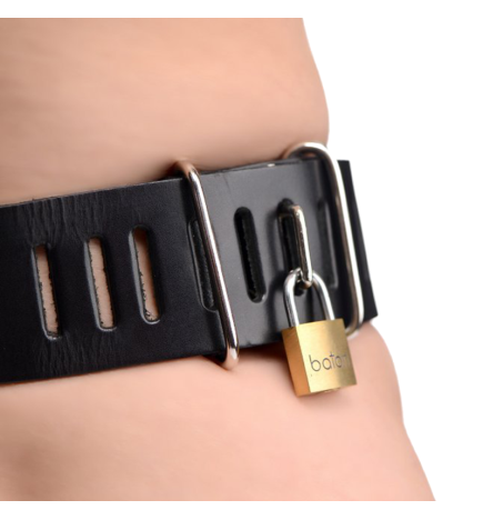 Stirct Leather Female Chastity Belt