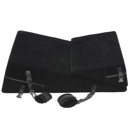 Bondage Cushion Set